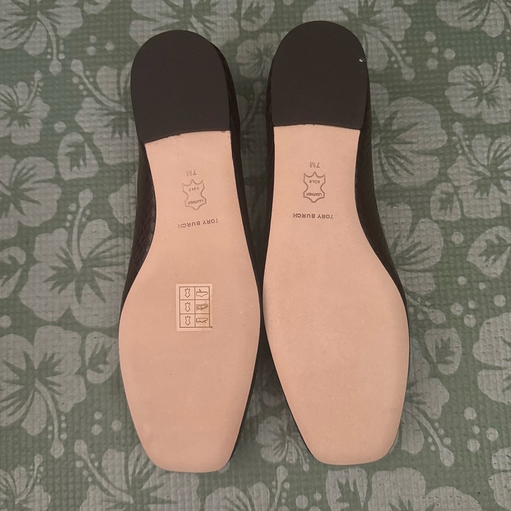 Ballet Flats - Picture 3 of 5